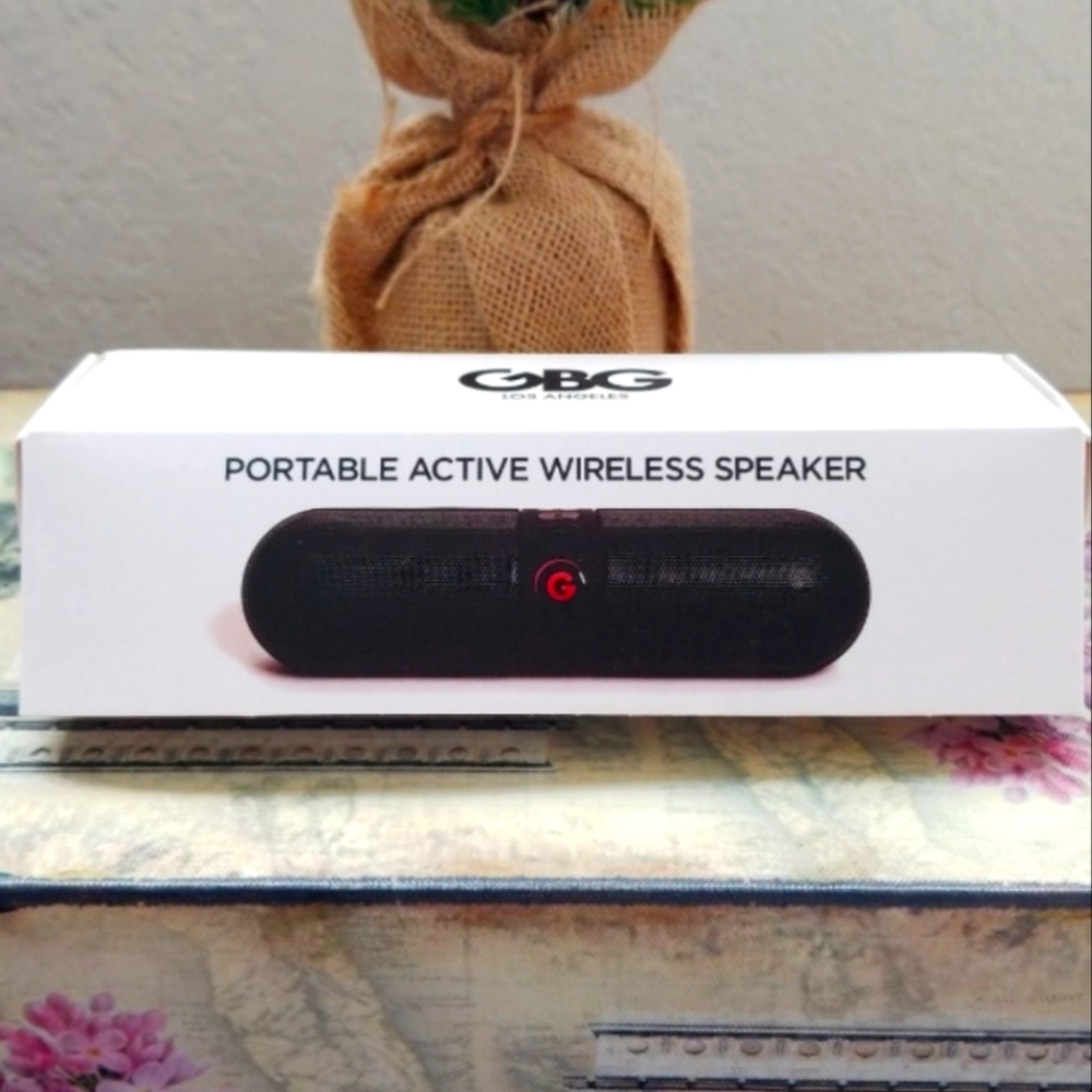 G by Guess Portable Speaker